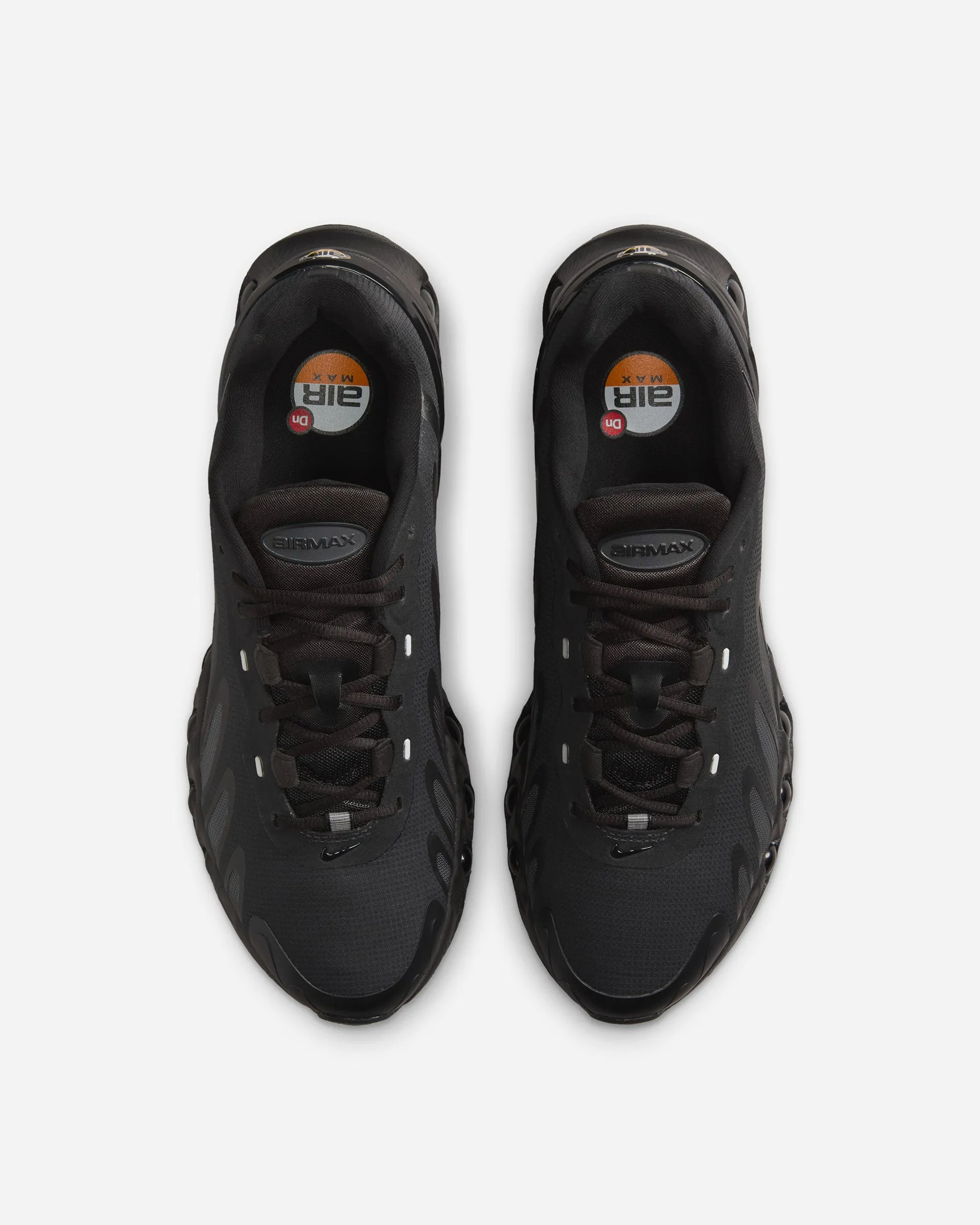 running for a change of scenery half - marathoning shoes NIKE AIR MAX DN8