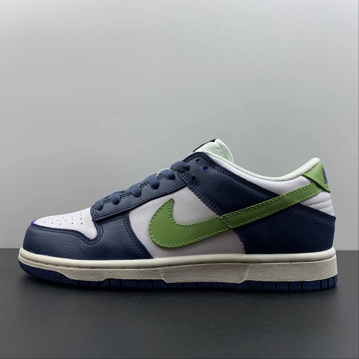 SB Dunk Low Dark Blue Grey Mean Green White 309431-031 Seamless Fit Smooth stride