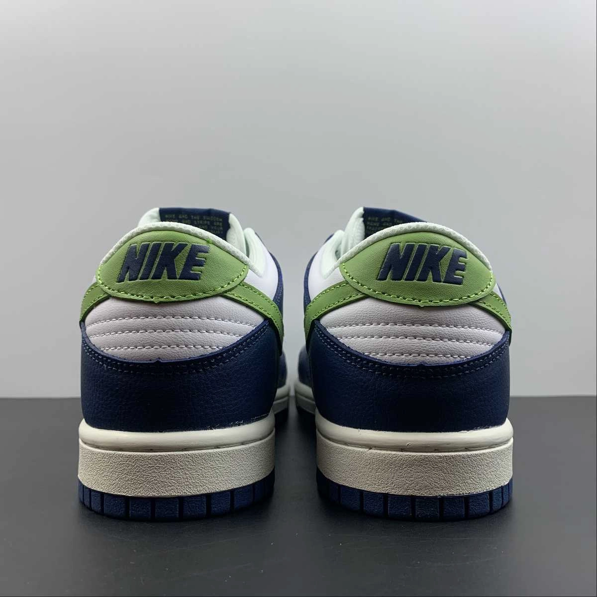 urban vibe Trendy Look SB Dunk Low Dark Blue Grey Mean Green White 309431-031