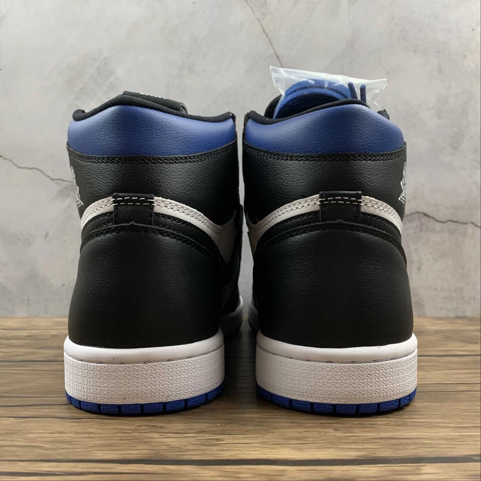 Air Jordan 1 Retro High OG Black Black-White-Game Royal (2021) 555088-041 Trend-setting ease