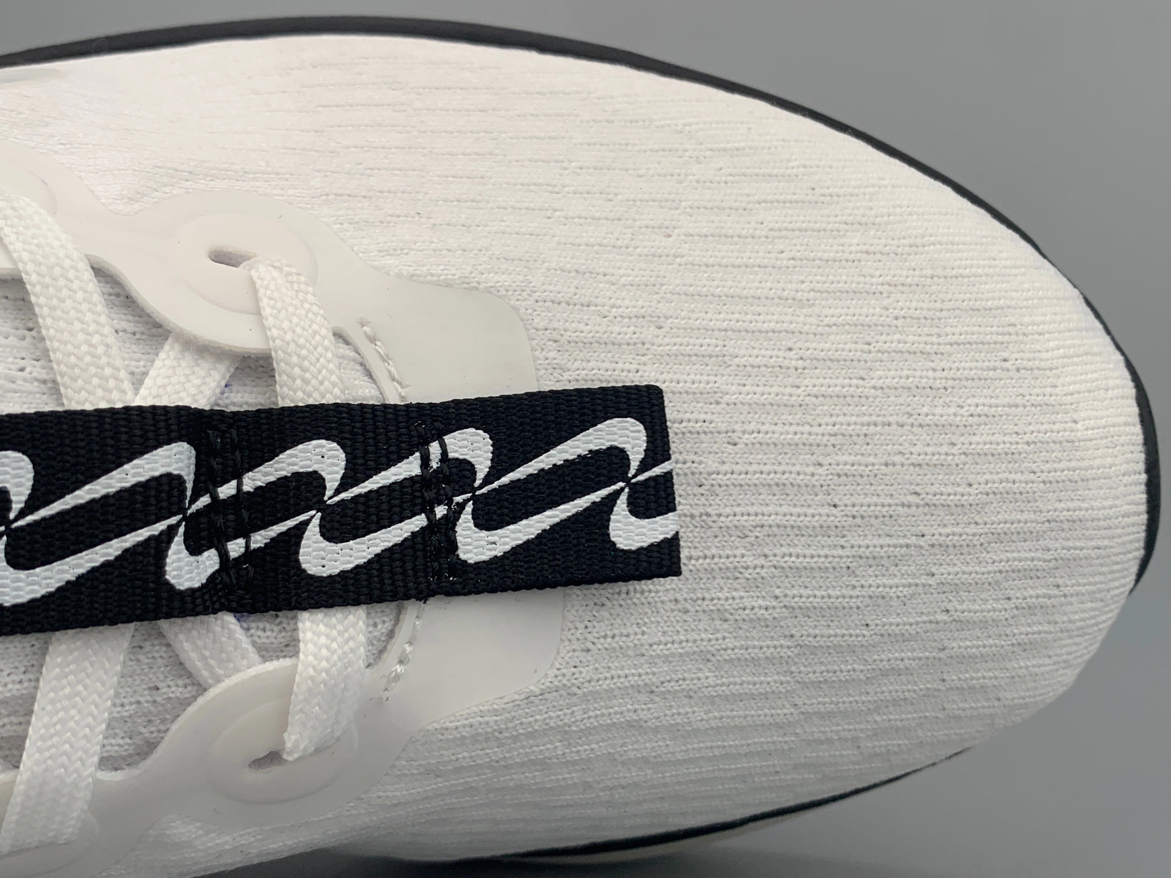 running in fun runs shoes Arch   Contoured Nike Motiva SE Pale Ivory Black Lime Blast White FJ1058-100