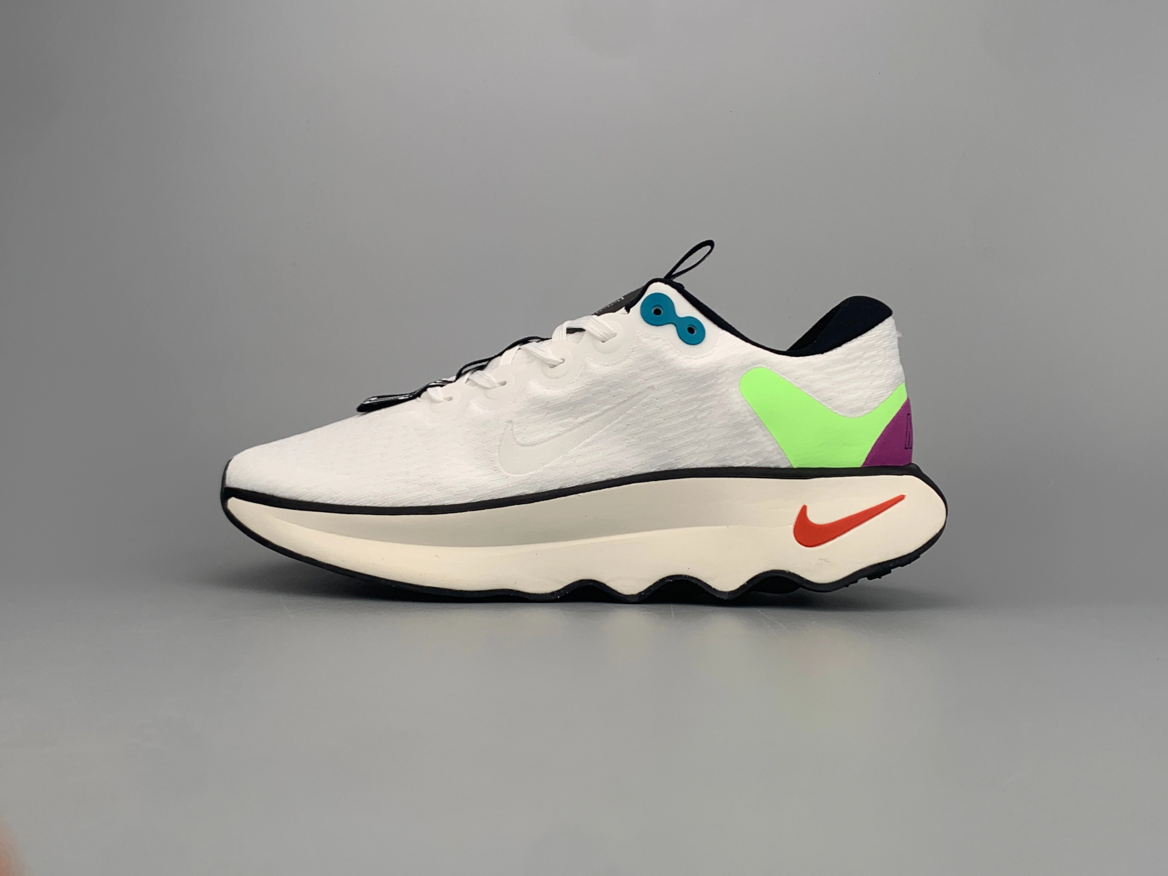 Sweat Wicking Smooth Ride Fit Nike Motiva SE Pale Ivory Black Lime Blast White FJ1058-100
