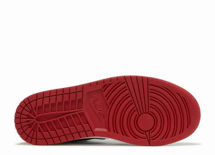 Air Jordan 1 Low Bred Toe Fall Wardrobe