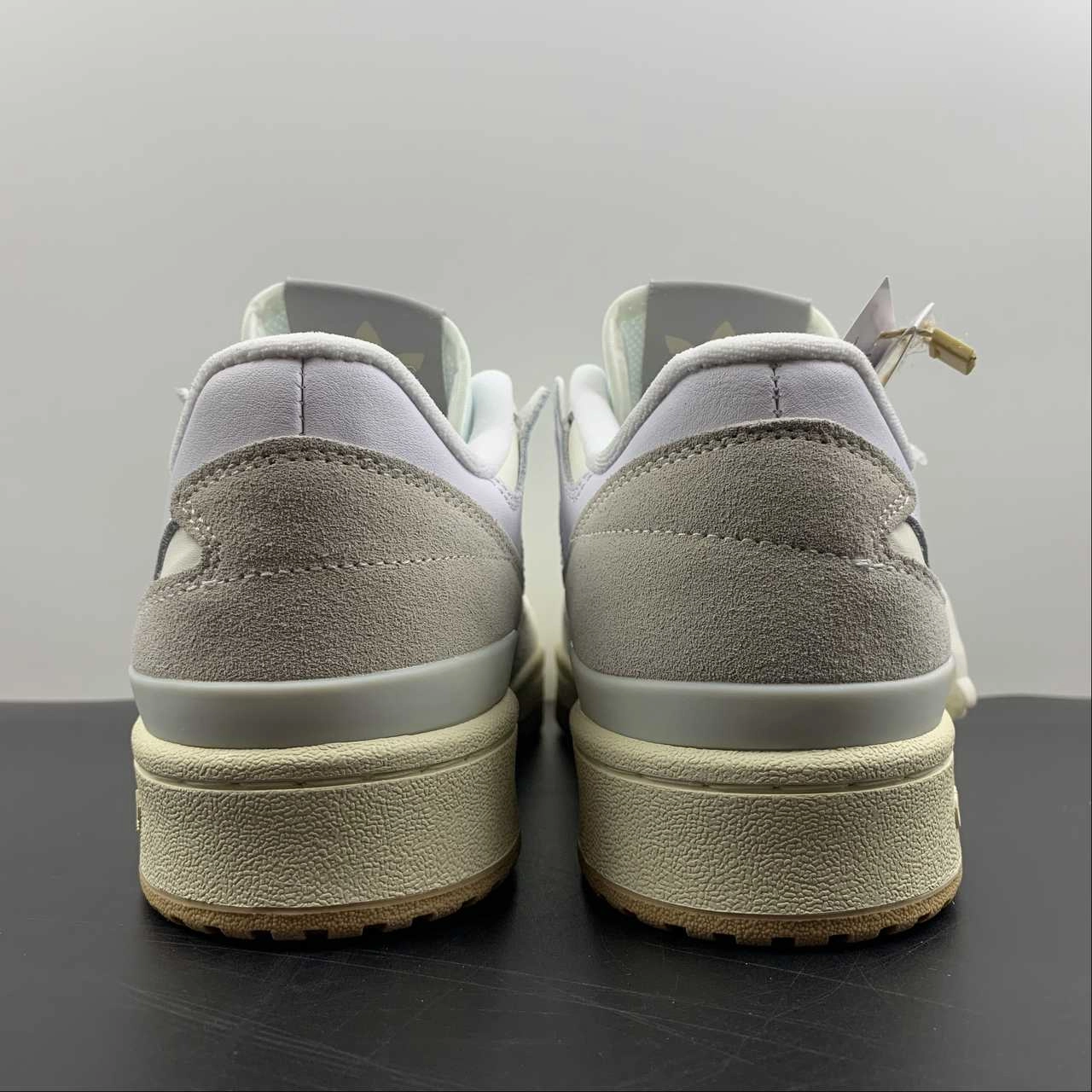 Adidas Forum 84 Low ADV White Gum Stability Heel High Traction Tread