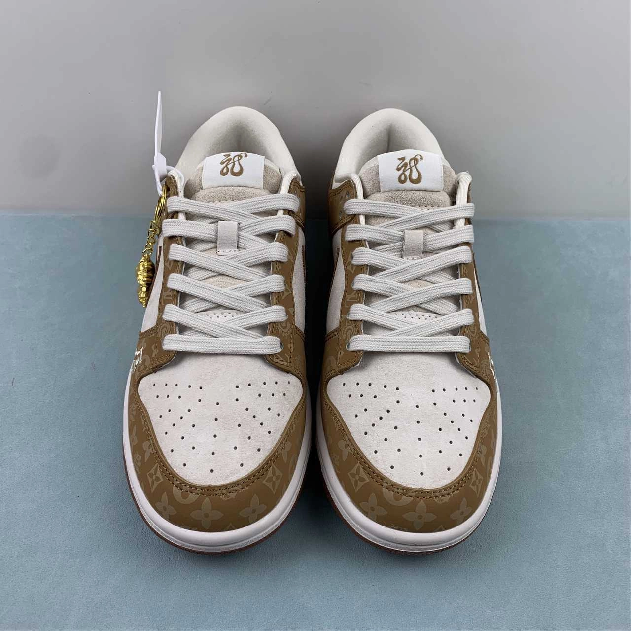 Lightweight EVA Foam SB Dunk Low LV Brown White Metallic Gold FC1688-184