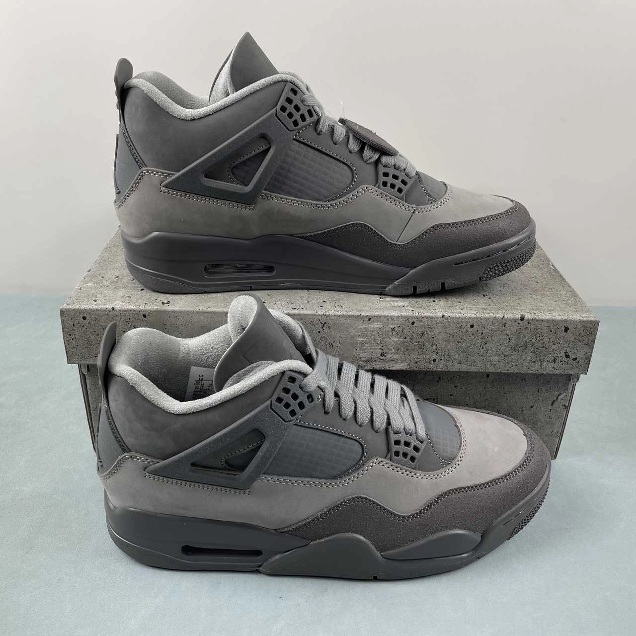 Air Jordan 4 Retro SE Paris Olympics Smoke Gray Iron Gray Cement Grey FQ7928-001 Bold Style