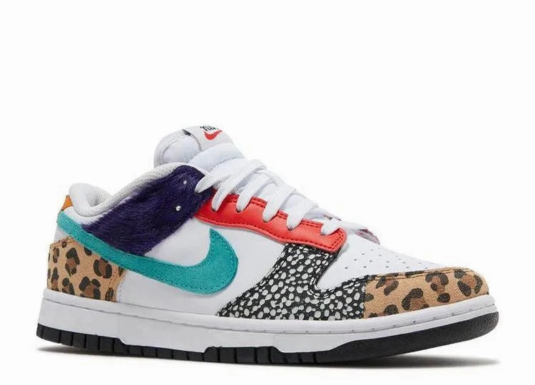 Clean Silhouette Nike Dunk Low Safari (W)