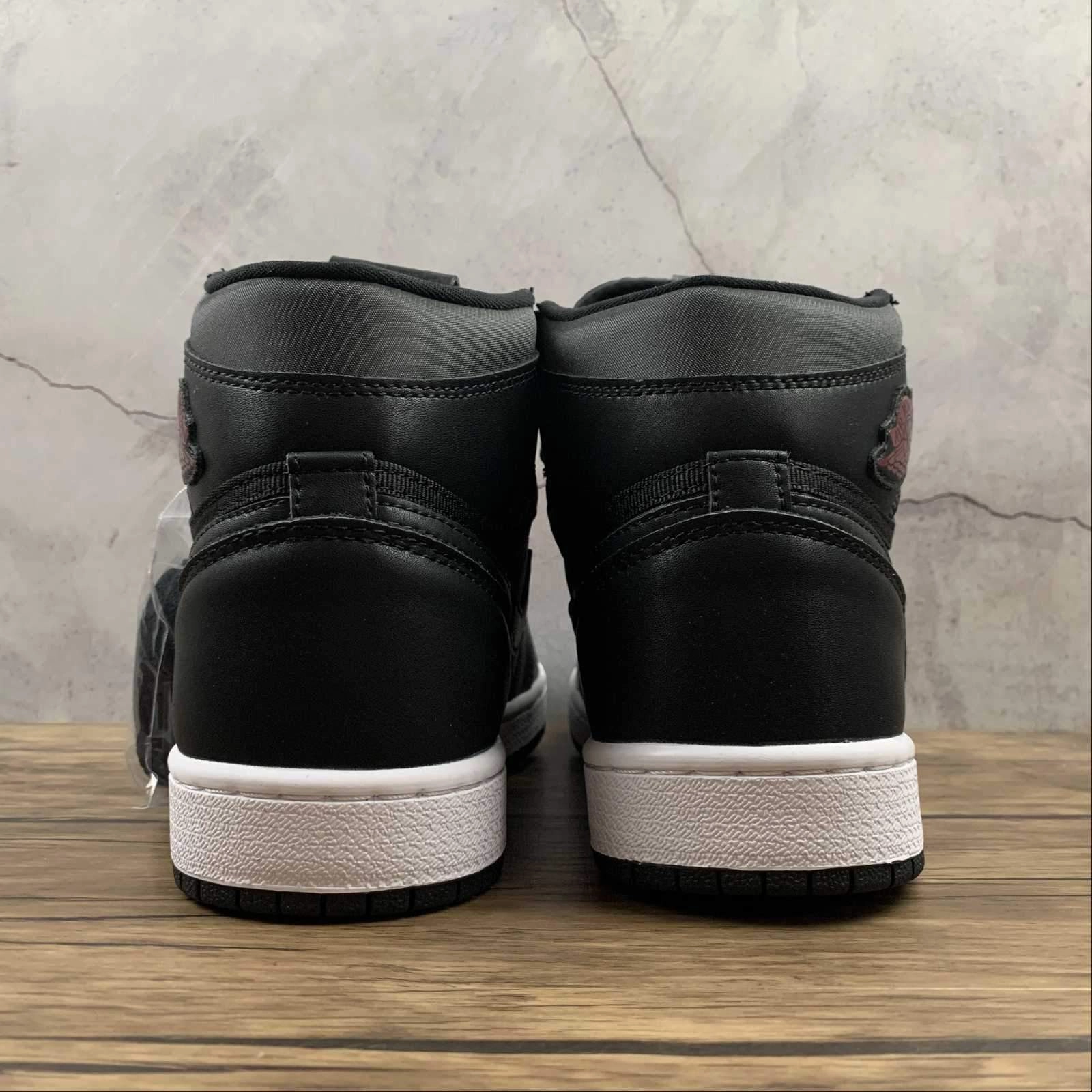 Motion Fit Multi Directional Flex Grooves Air Jordan 1 Retro High OG Black Gym Red-Black-White (2021) 555088-060