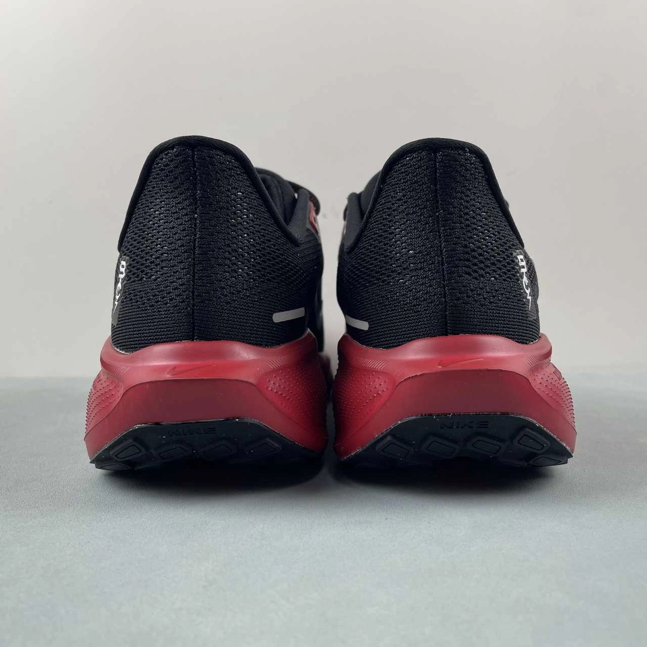 Materials used promote all-day active comfort Air Zoom Pegasus 41 Gym Red White Black HF0401-600