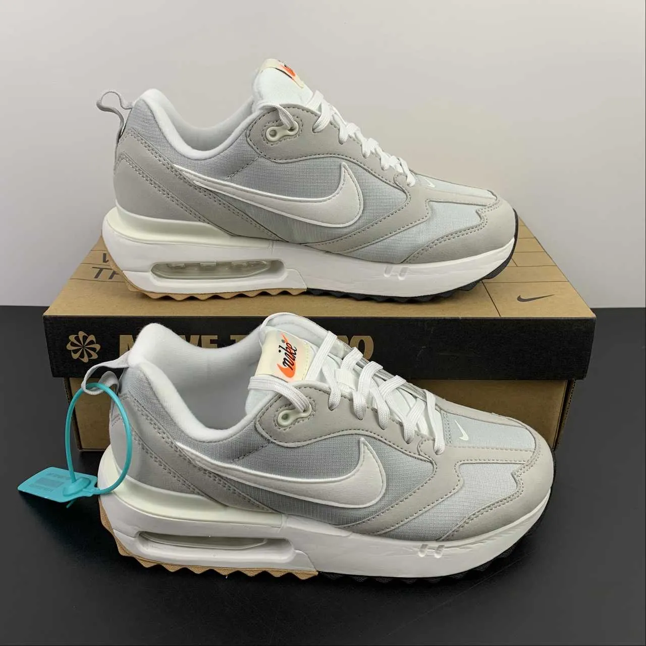 Air Max Dawn Grey Fog Black Gum Light Brown DJ3624-002 shoe storage