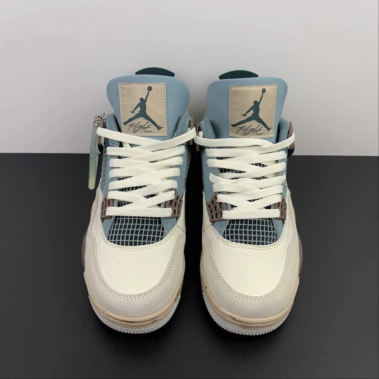 Supportive grip Air Jordan 4 Retro Snorlax AJ4-KNCW