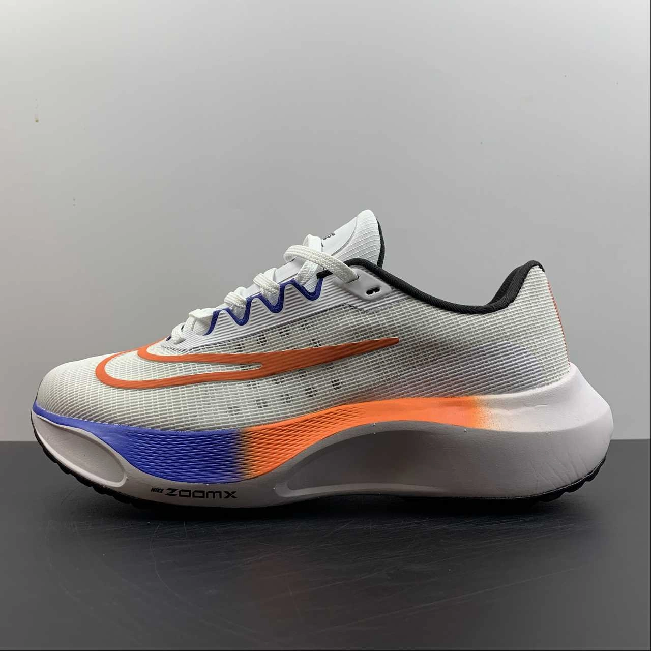 Efficient Motion Balance Zoom Fly 5 White Black-Orange Blue DM8968-600