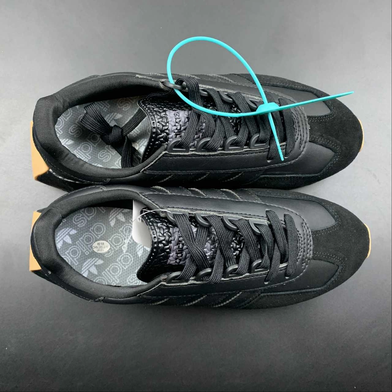 relay race running option shoe insoles Adidas Retropy E5 Black Gum HR1422