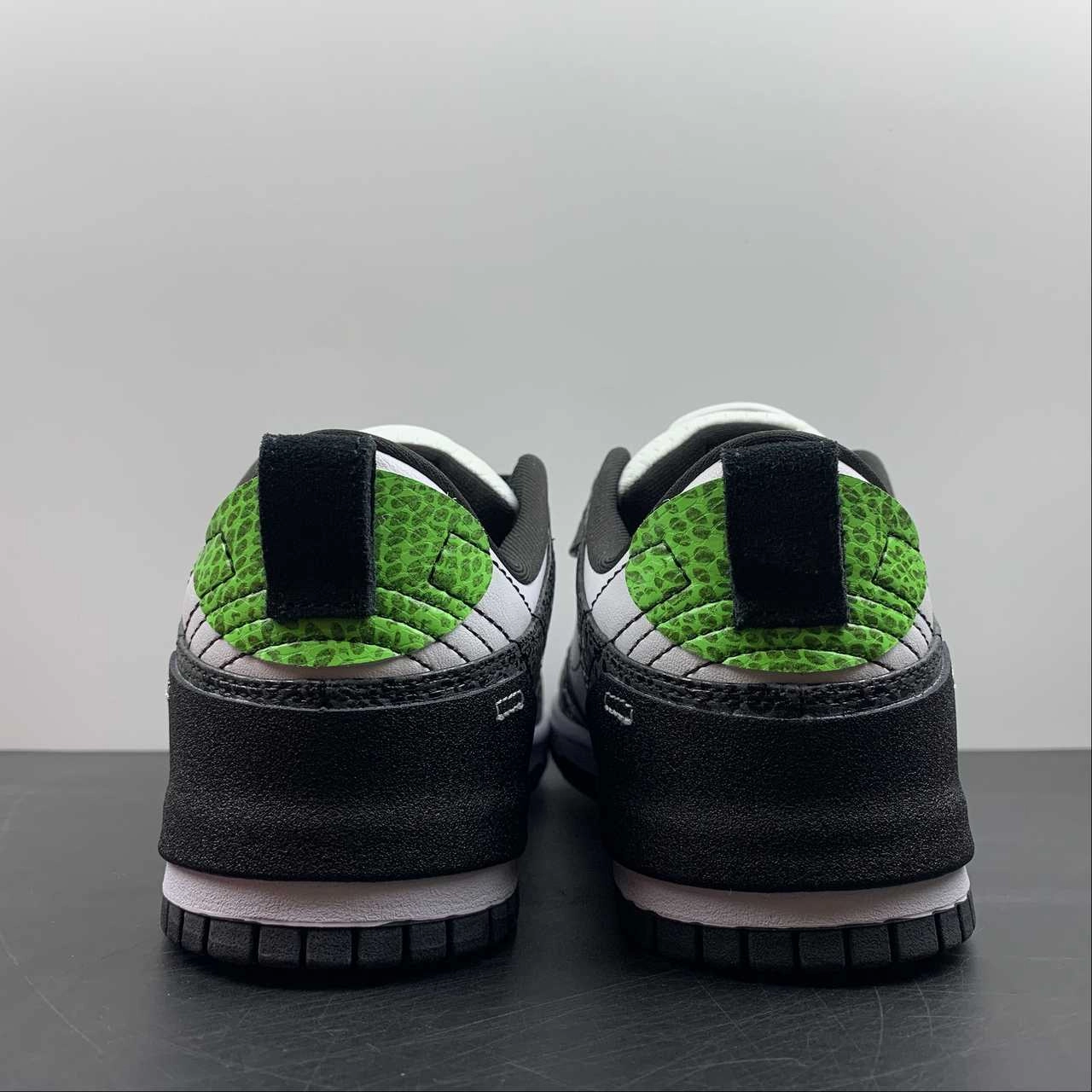 Rubberized Finish Dual Layer Foam SB Dunk Low Disrupt 2 Just Do It Snakeskin Black White DV1490-161