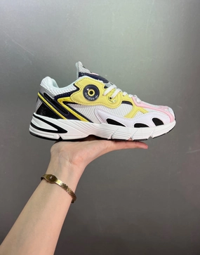 Innovative solution running in amateur tracks shoes Adidas Astir Cloud White Calvi GZ1637