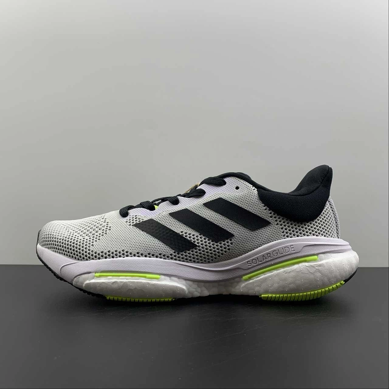Ultimate support sports running gear Adidas Solar Glide 5 Grey Black GX5472