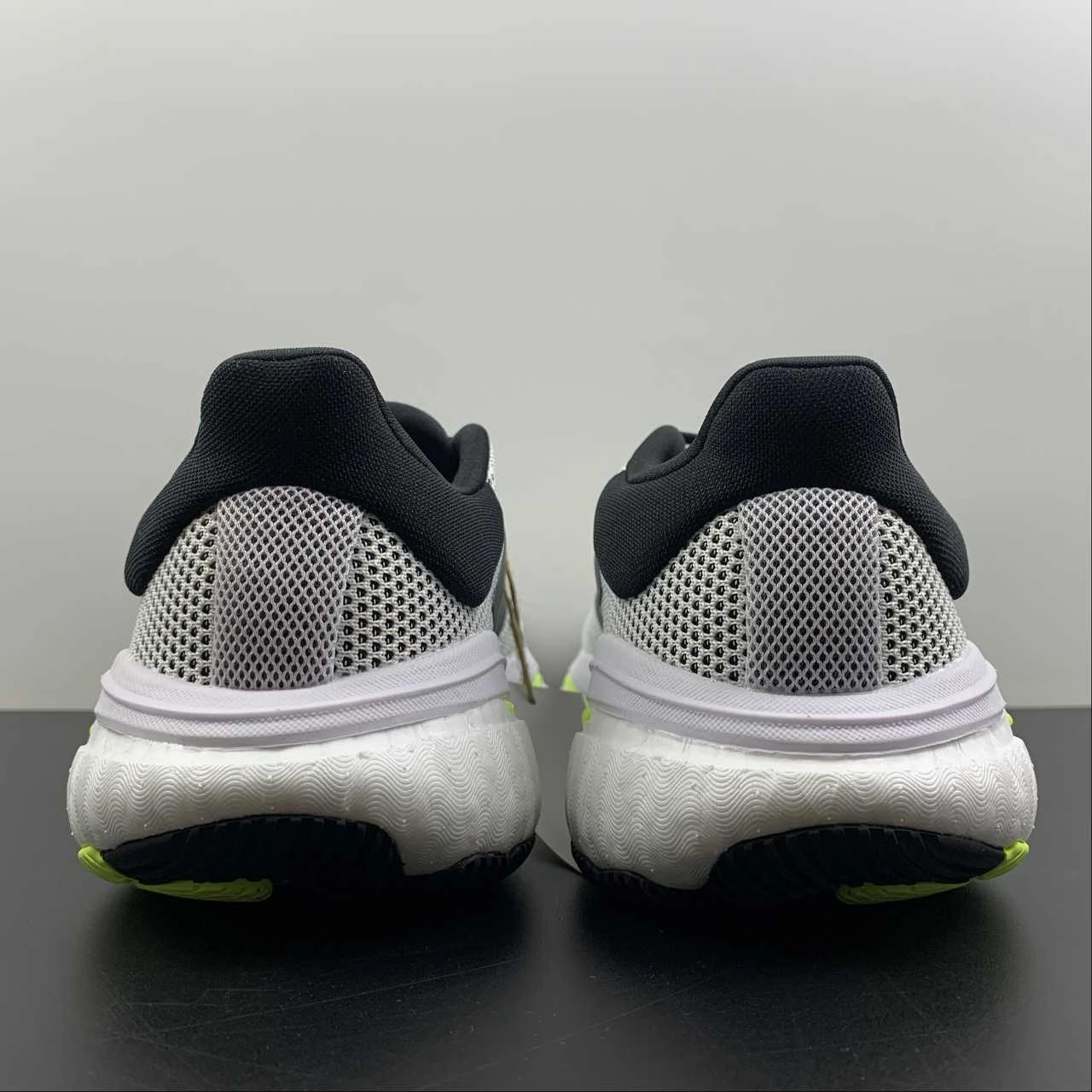 Adidas Solar Glide 5 Grey Black GX5472 AirCushion short - distance shoes