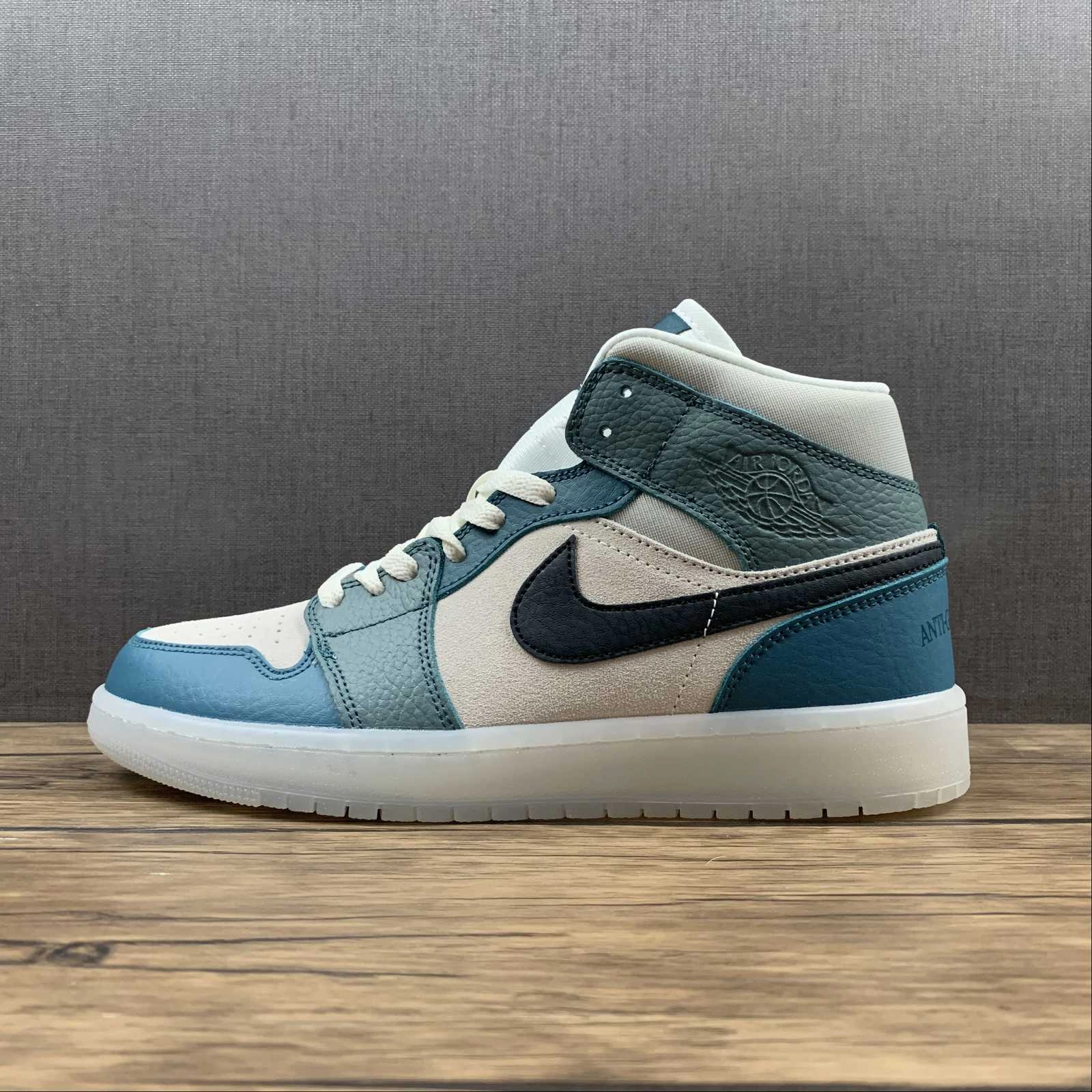 Motion Control Feature Anti Friction Insole Air Jordan 1 Mid Dark Pony Saturn Gold-Redstone (2021) DM9601-200