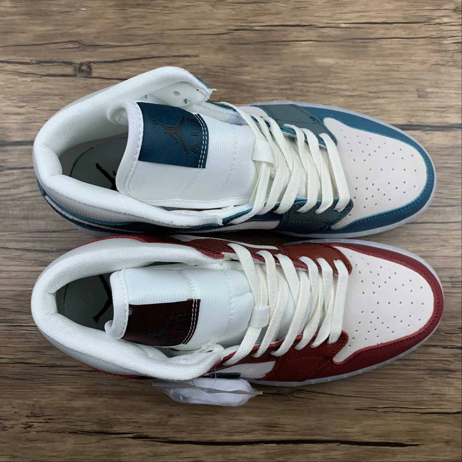 Waffle Traction Outsole Air Jordan 1 Mid Dark Pony Saturn Gold-Redstone (2021) DM9601-200