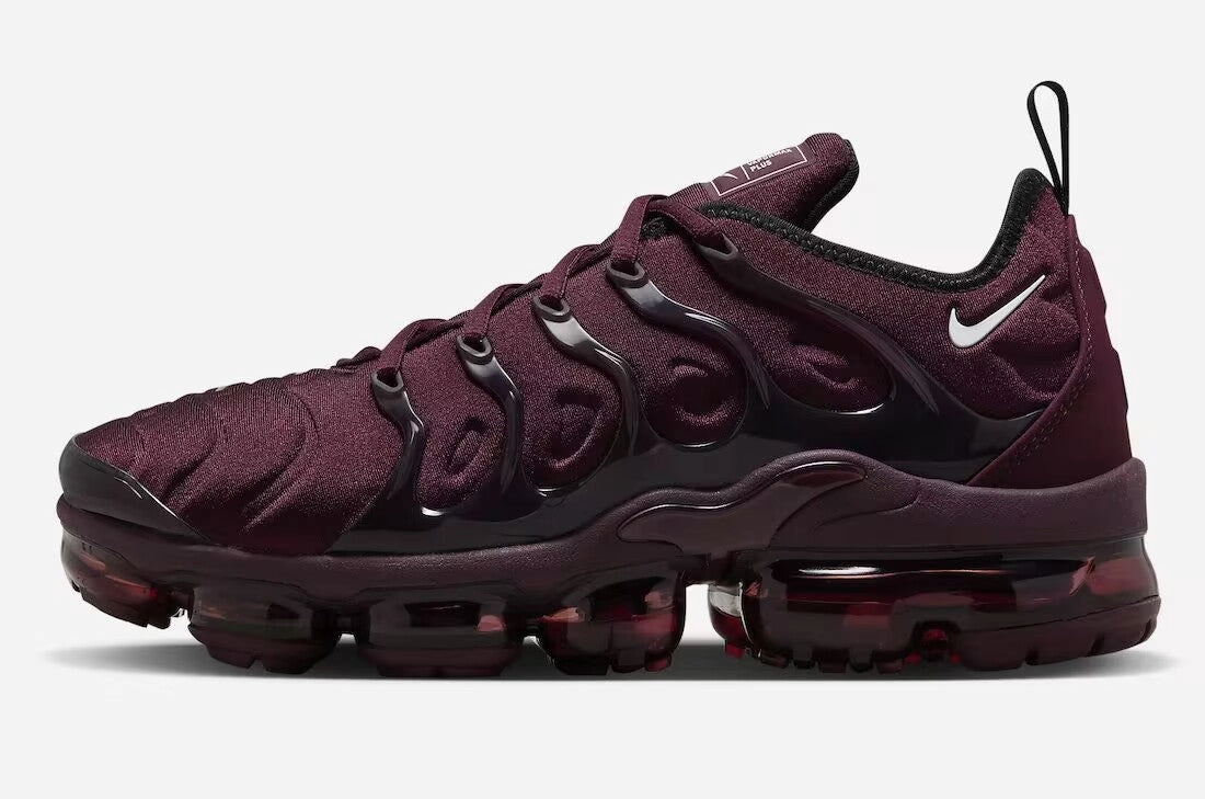 Hiking Shoes Easy Styling Nike Air Vapormax Plus VM
