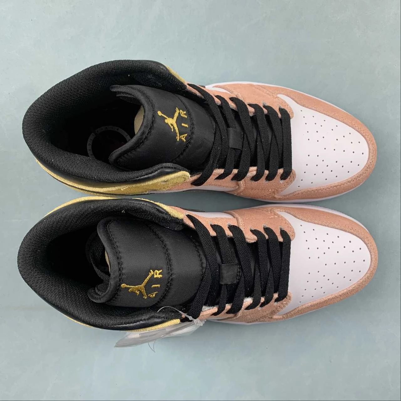 Air Jordan 1 Mid SE Flight Club Magic Ember Sundial White Black DX4332-800 Strong Stride Flex Move