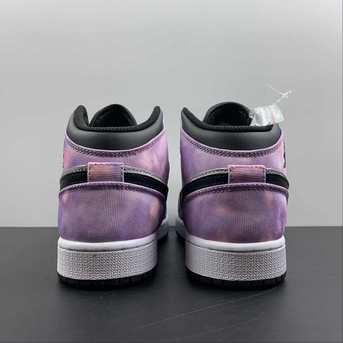 Air Jordan 1 Mid SE (GS) Black Bleached Coral-White Dynamic chic