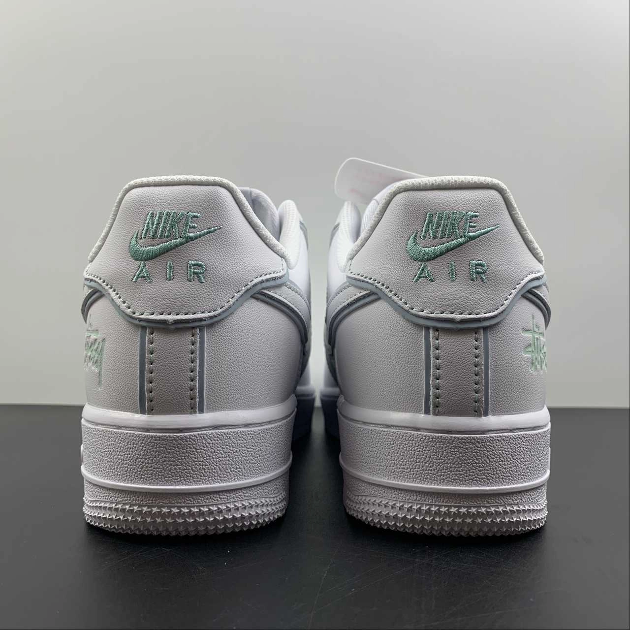 Air Force 1 Low Ice Blue White x Stussy DT0617-029 Clear Run Fast Walk