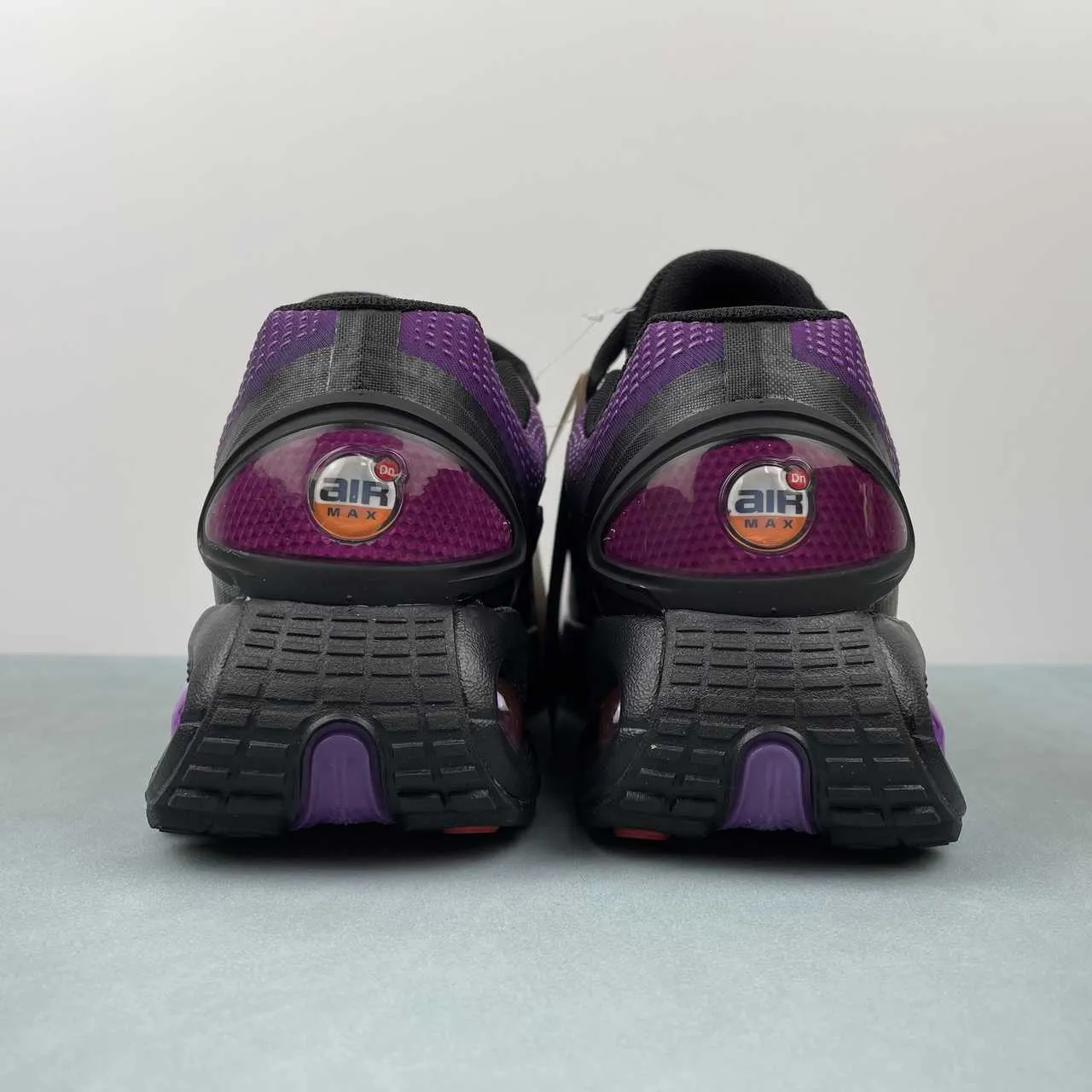 Air Max Dn Bold Berry Hyper Violet White Black HQ3605-505 polar - climate shoes