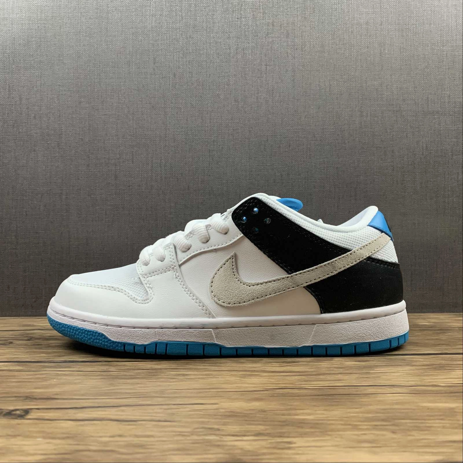 SB Dunk Low PRO White Black Blue BQ6817-101 synthetic leather Minimal Style