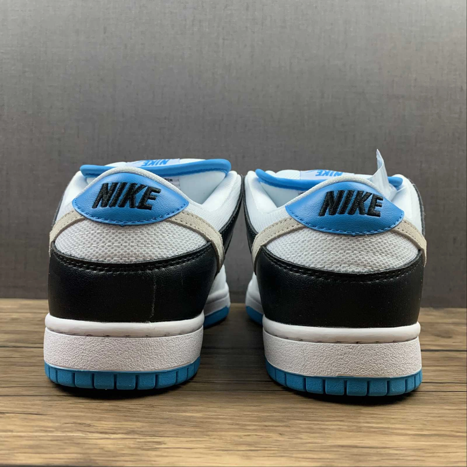 Ventilation Ports Design Everyday SB Dunk Low PRO White Black Blue BQ6817-101