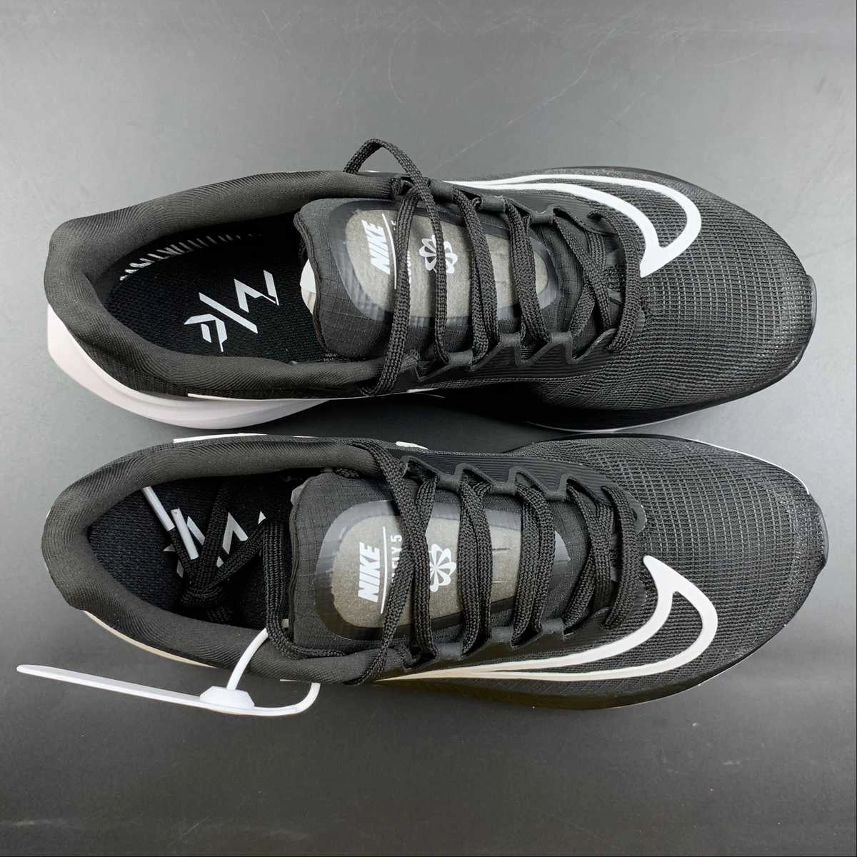 All terrain Speed Training Zoom Fly 5 Black White DM8968-001