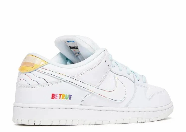 Structured wear Nike Dunk Low SB Be True