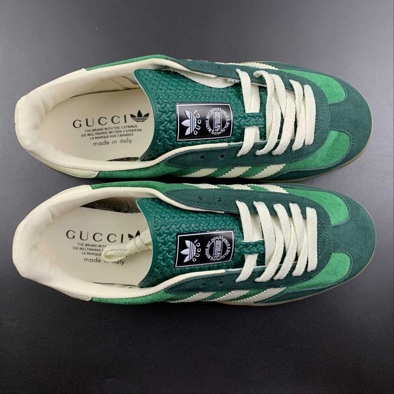 running in a snow - covered area shoes Adidas x Gucci Gazelle Green White