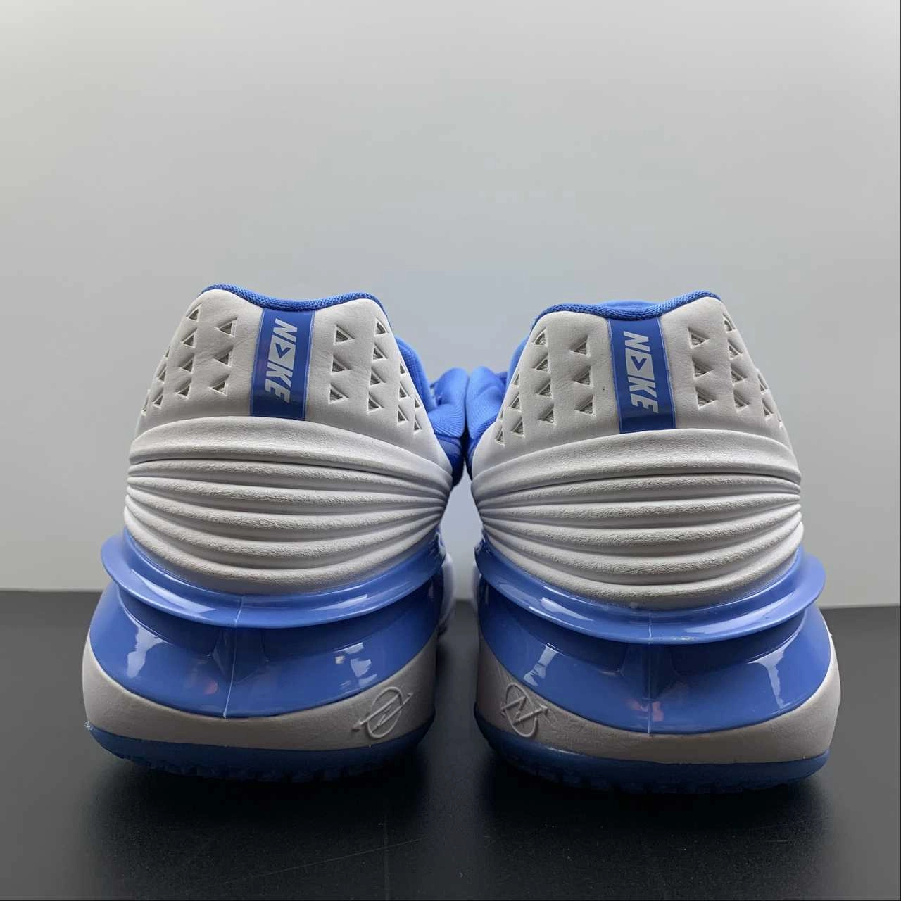 Insole foam retains shape for consistent comfort Solid grip Air Zoom G.T Cut 2 EP Card Blue White DX6650-402
