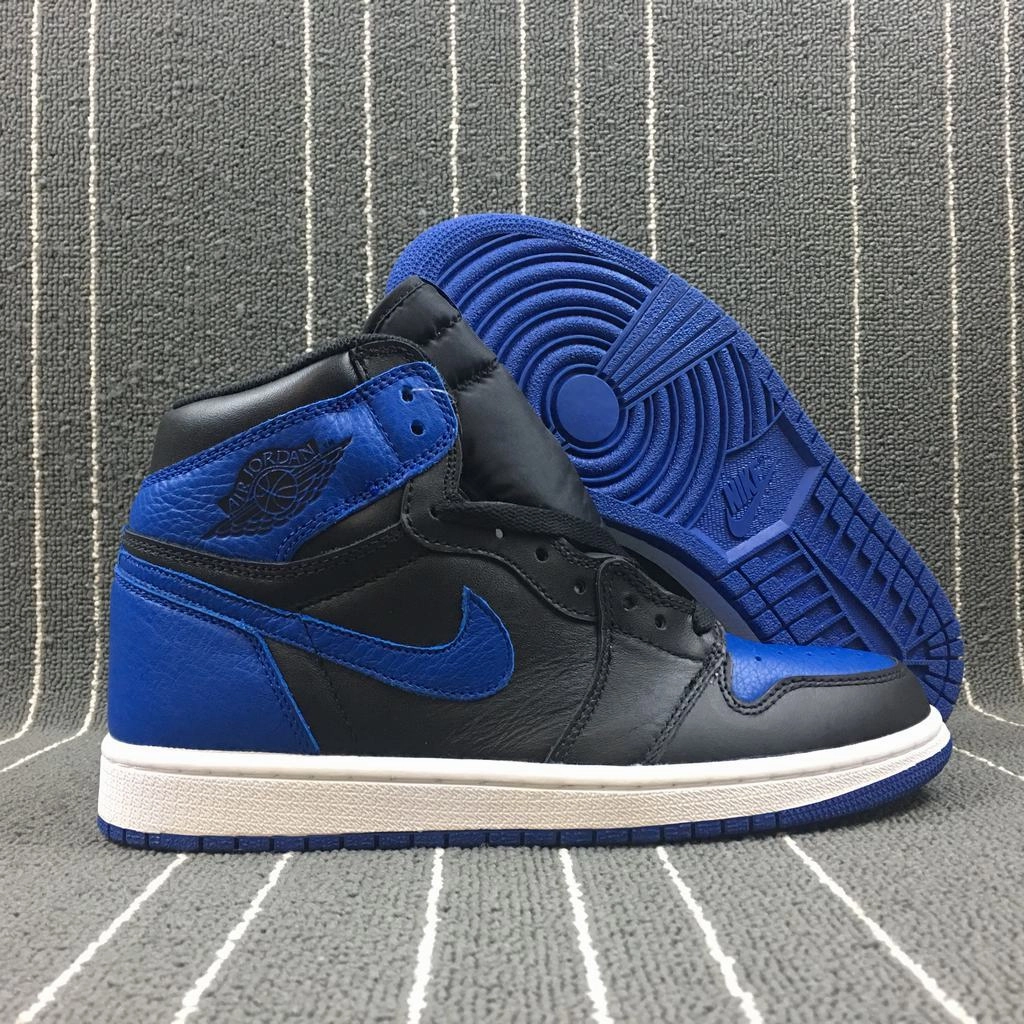 Air Jordan 1 Retro High OG Black Royal White  555088-007 Exercise Daily