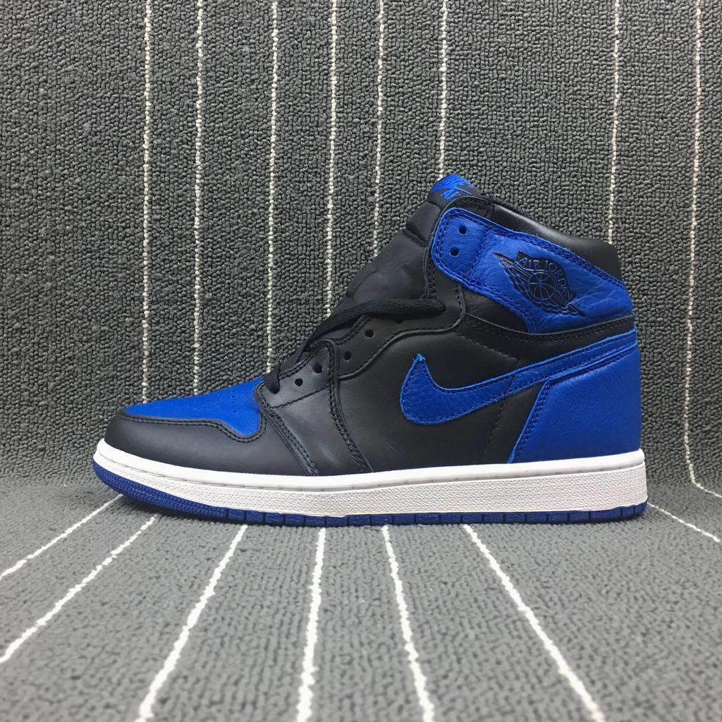 Performance Ready Air Jordan 1 Retro High OG Black Royal White  555088-007