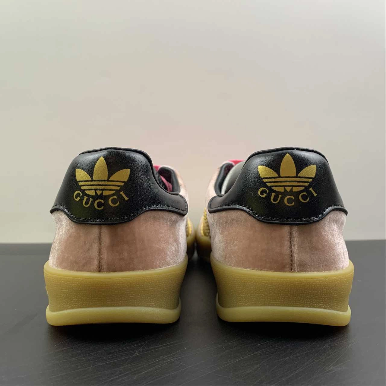 Adidas x Gucci Gazelle Pink Velvet Long Distance Run professional running shoes