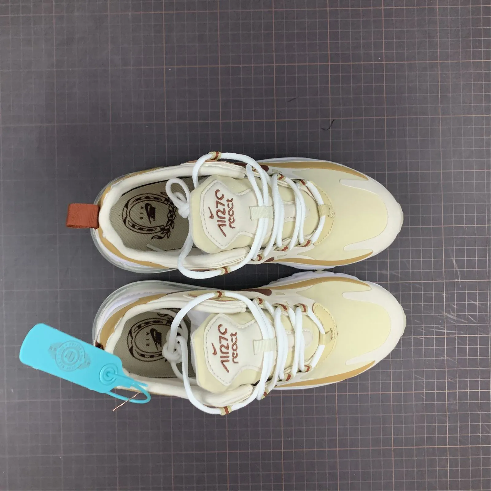 sports nutrition snow running shoes Air Max 270 React White Brown Grey AT6174-700