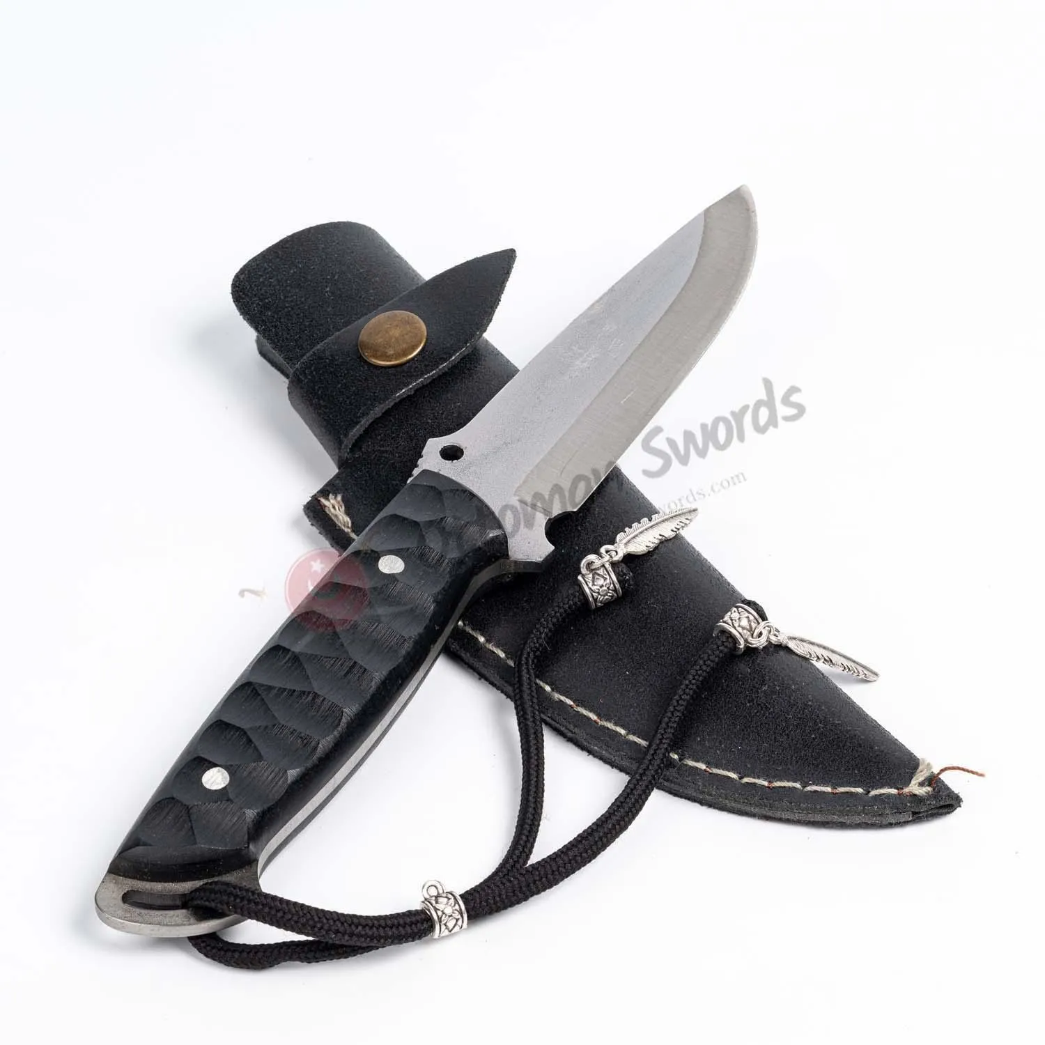 Compact Handle Custom Hunting Knives