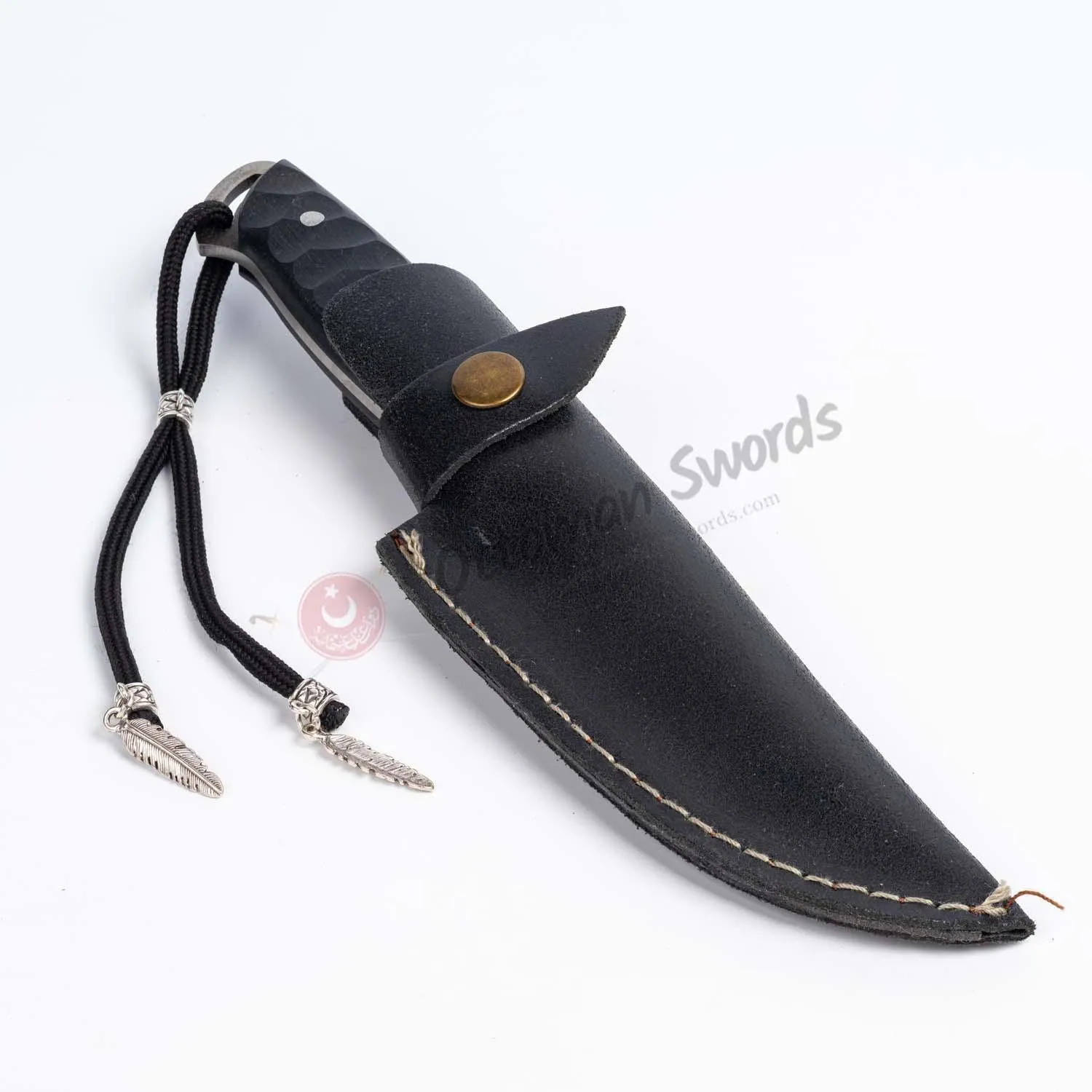 Compact Handle Custom Hunting Knives