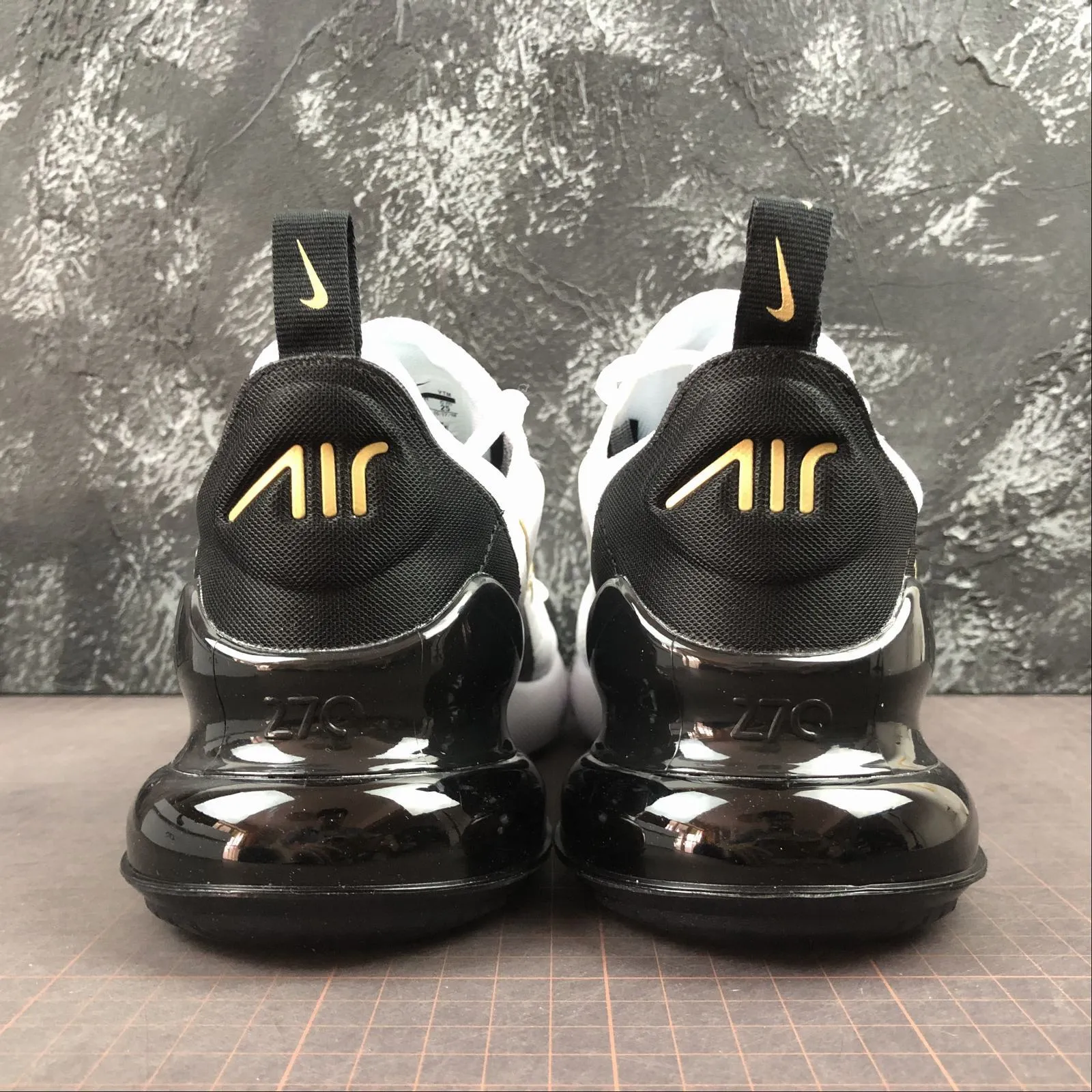 safety reflective Lightweight Running Air Max 270 White Metallic Gold Black AV7892-100