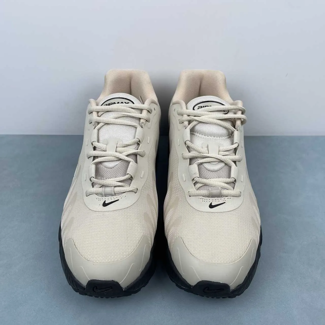 gusseted tongue running shoes Air Max Dn8 Fossil Black HF5509-101