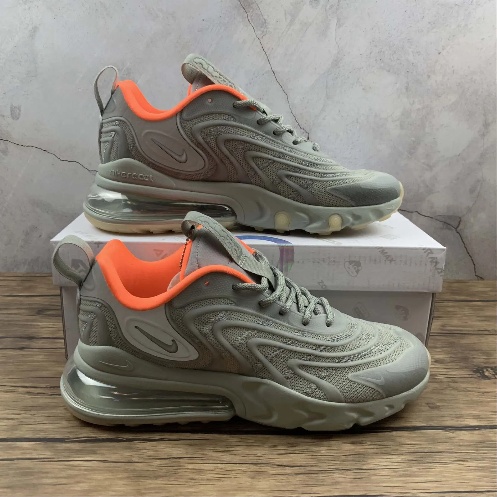 Narrow - footed roomy toe - box Air Max 270V3 Black Tech Cantaloup Noctilucent CD0118-700