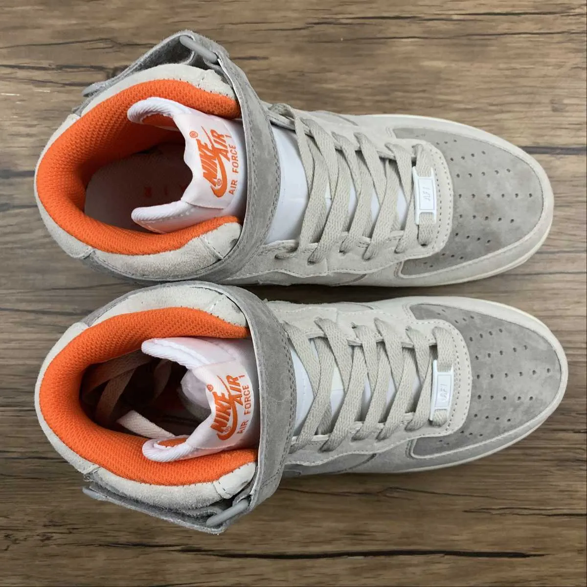 Style focused Sock Friendly Off-White x Air Force 1 07 Mid Gray Orange CQ5059-105