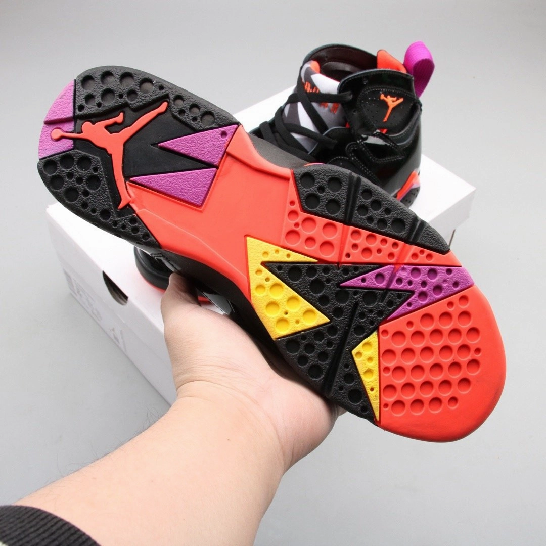 Air Jordan 7 Black Patent Leather Traction Nodes