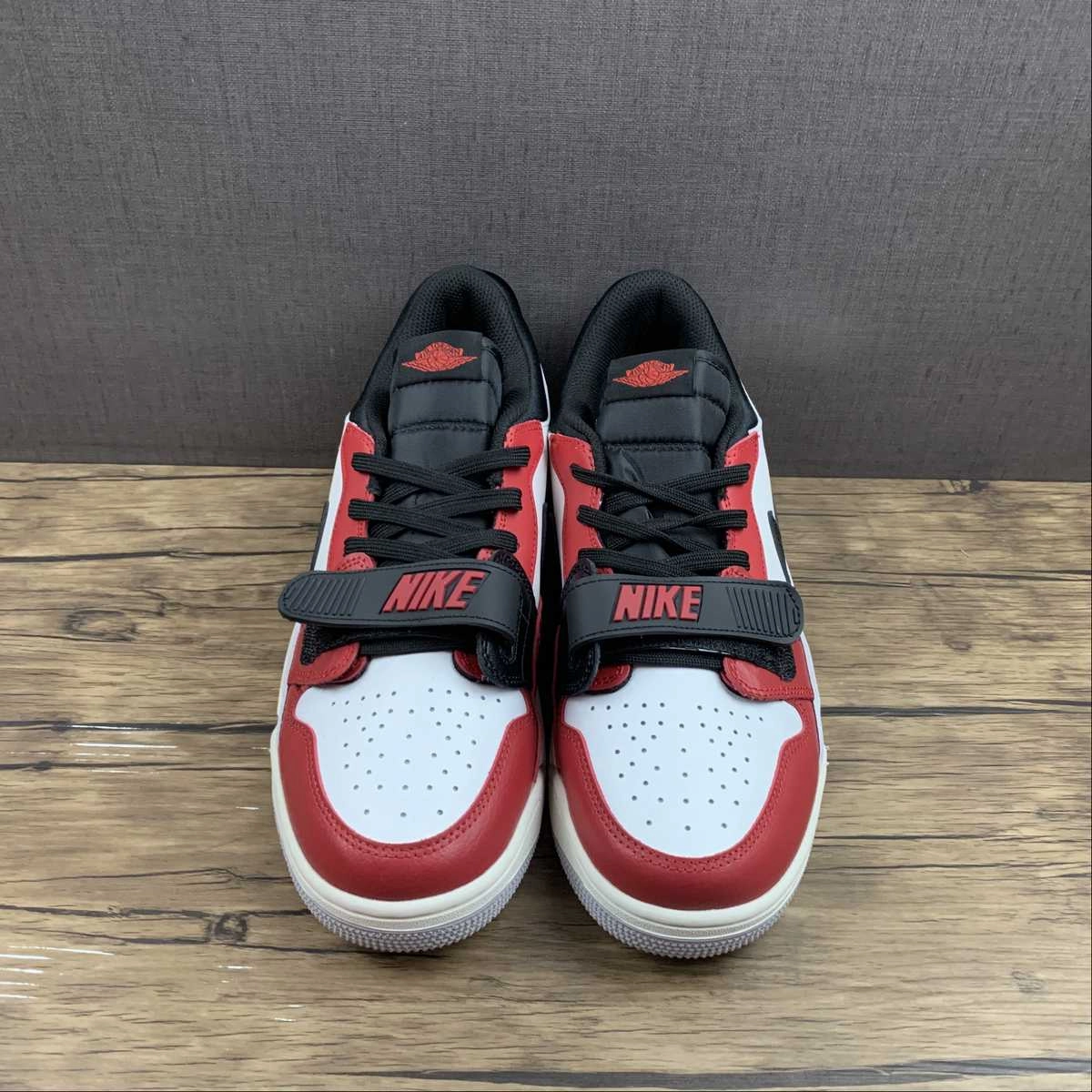 Shock absorption Air Jordan Legacy 312 Low Chicago CD7069-106