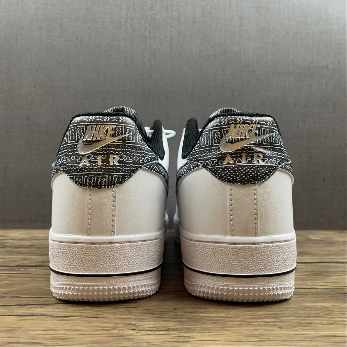 Air Force 1 07 Low Geometric Print White Metallic Silver Black CZ7933-100 Summit Run Fresh Steps