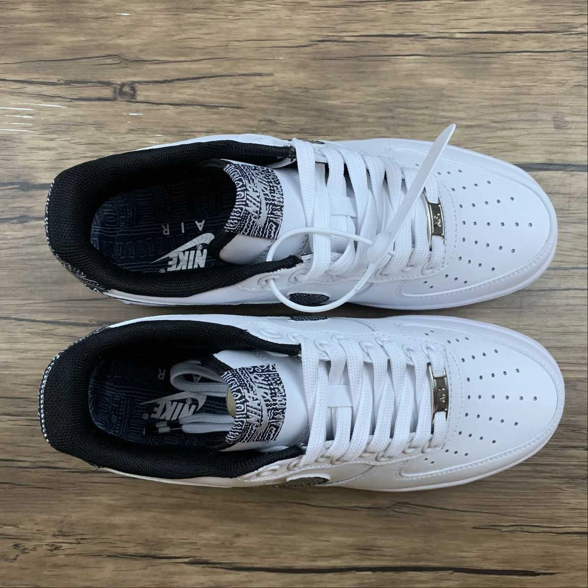 Air Force 1 07 Low Geometric Print White Metallic Silver Black CZ7933-100 Foot Journey Work Casual