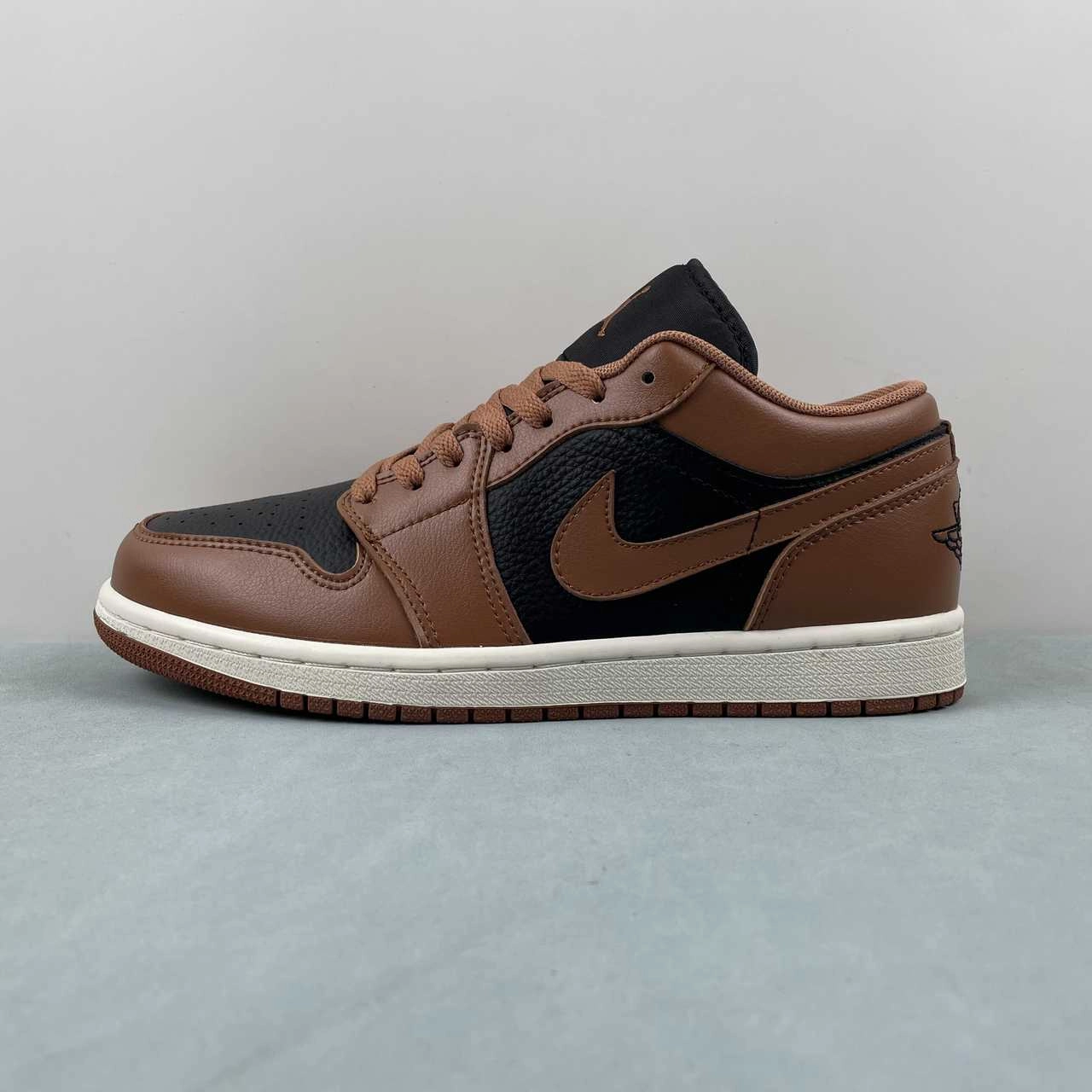 Orthopedic Design Comfortable Standing Air Jordan 1 Low Archaeo Brown Black Sail DC0774-021