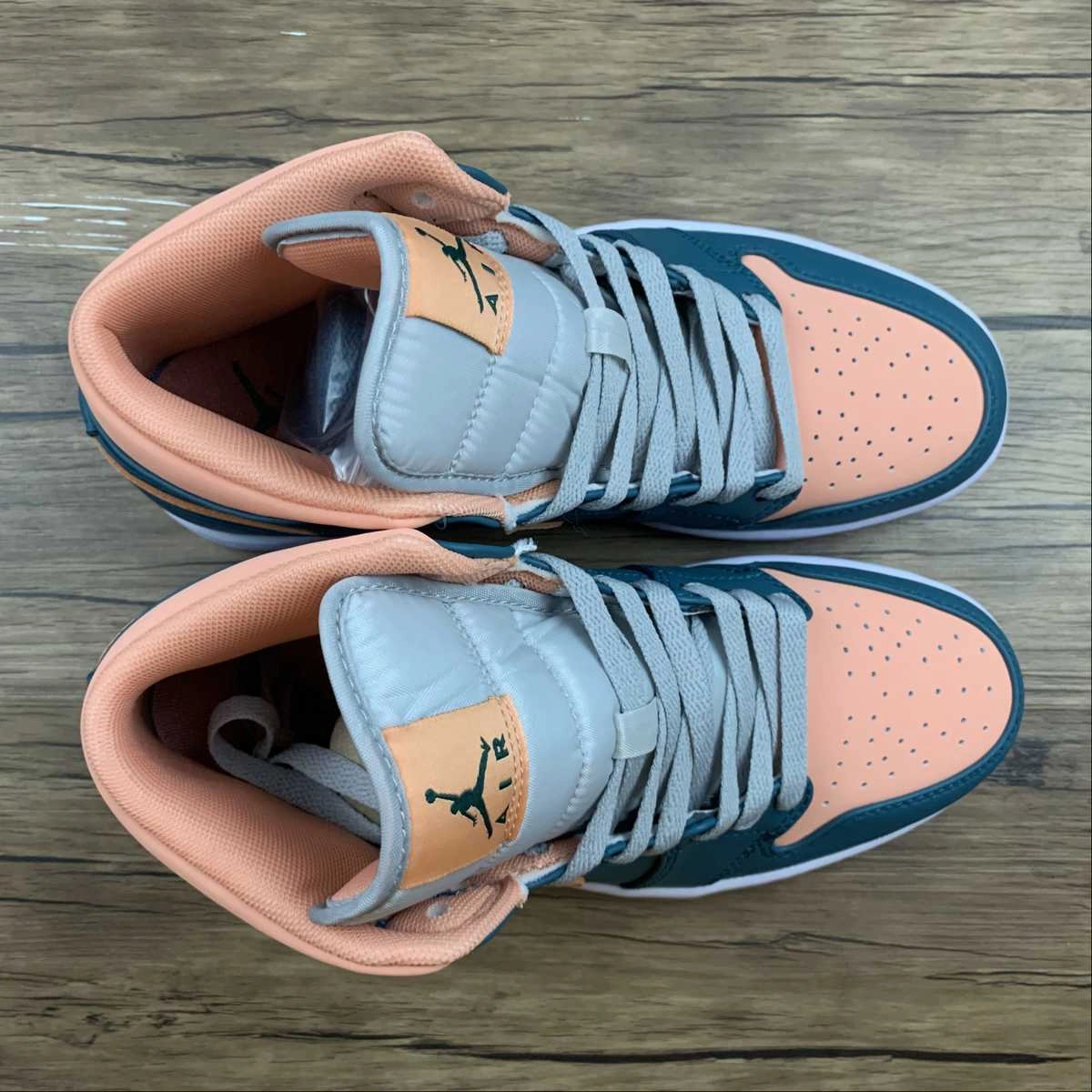 Air Jordan 1 Mid Pink Green Workout Session